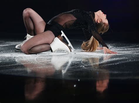 Figure Skater Ashley Wagner Awaits Her Olympic Moment Chicago Tribune