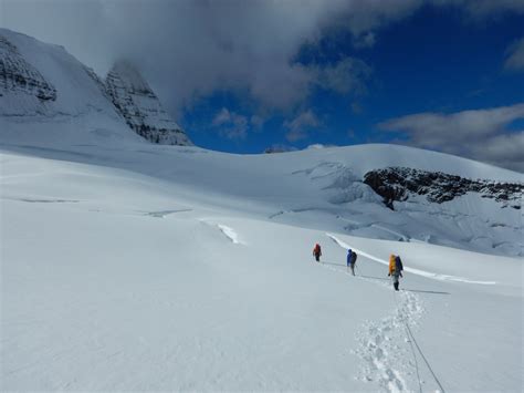Robson Mount Kain Face Alpinismo Escursione In Alta Montagna A