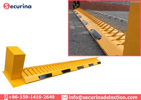 Heavy Duty Traffic Spike Barrier Automatic Electric Tire Killer