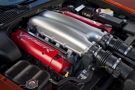One engine remains for the 2017 dodge viper srt: Dodge Viper engine | Dodge viper engine, Dodge viper ...