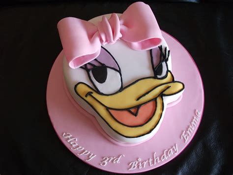 Daisy Duck Cake Cakes By Eleana Flickr