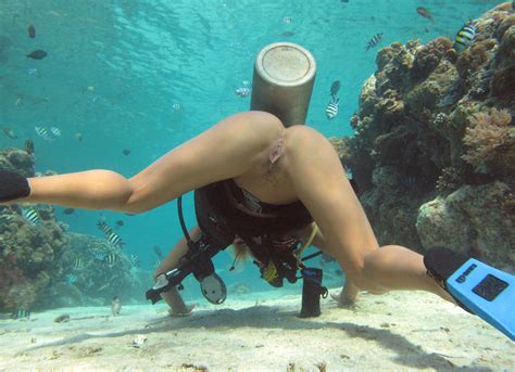 Yes Sign Me Up For The Scuba Diving Porn Photo Play Huge Boobs