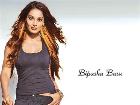 Bipasha Basu Bollywood Stars Fashion Actress Makeup Model Photos Pics