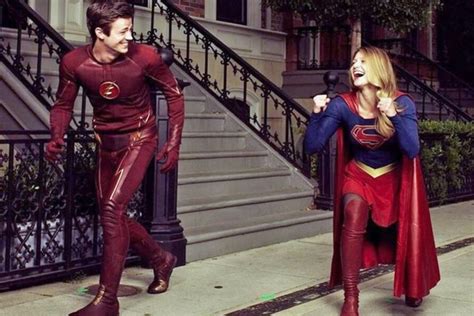 Supergirl The Flash Crossover Poster Revealed Scifinow Science Fiction Fantasy And Horror