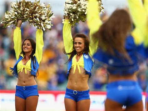 Weird edits were found on the original logo and it's possible the errors weren't fixed after it's release. The Pom Pom Paparazzi - NRL Cheerleading Blog | Photos of ...