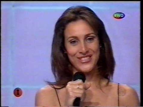 Não sou renascença, nem roma e nem florença. Casa dos Artistas 2 - Silvio Santos apresenta Cinthia ...