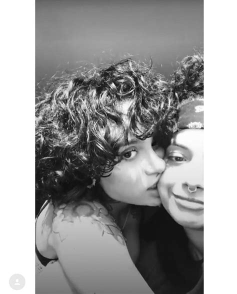 Pinterest Trilllllllest Cute Lesbian Couples Girls In Love Kehlani