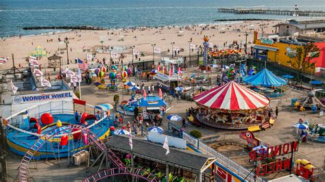 Coney Island Ny Guide To Plan The Perfect Day Trip To The Beach