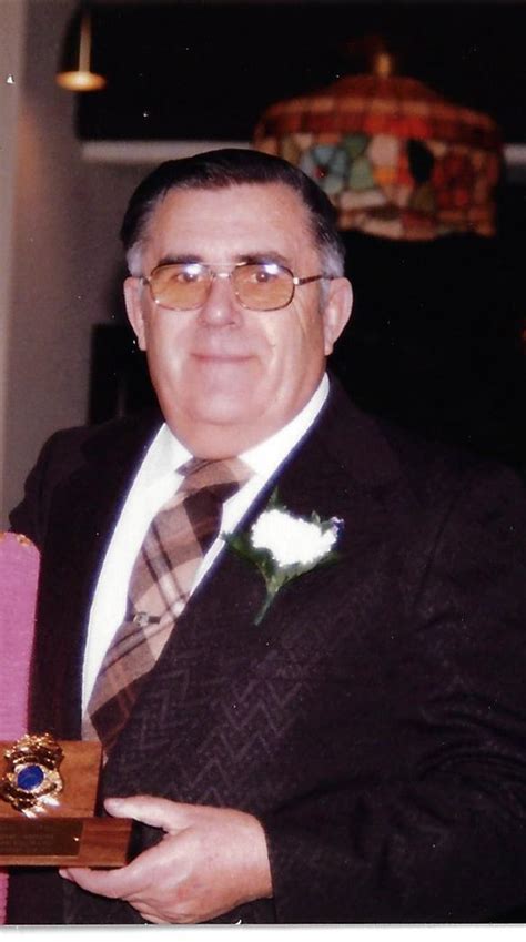 Obituary Of Robert C Jones Daly Funeral Home Inc Serving Sch