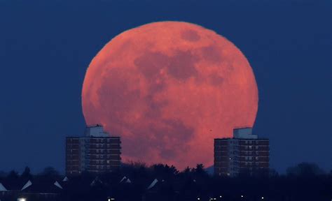 Super Blue Blood Moon Breathtaking Pictures Of The Lunar Trilogy From Across The World