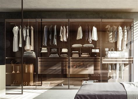With more than 100 partners across the uk, we are definitely one of the most trusted uk bespoke sliding wardrobe doors manufacturers. Jesse Glass Sliding Door Wardrobe - Jesse Wardrobes ...