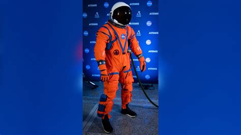 Nasa Unveils Astronauts Spacesuits For Artemis Moon Landing Cnn