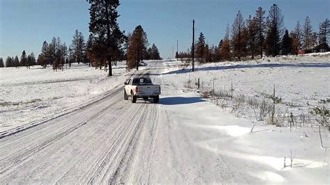 Toyota Tacoma Driving Through Deep Snow Drift Youtube