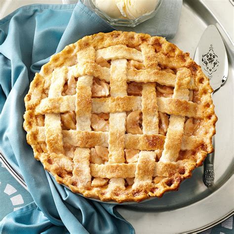 Lattice Topped Apple Pie Recipe How To Make It