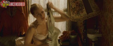 Naked Amy Adams In Leap Year
