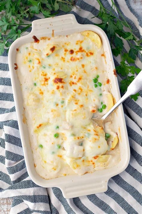 Dump And Bake Chicken And Ravioli In Alfredo Sauce The