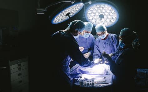 By Bringing Ai To Surgeries Startup Hopes To Close Knowledge Gaps