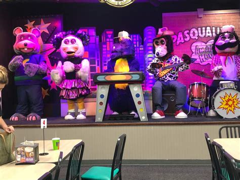 Chuck E Squad Update Chuck E Cheeses Amino Amino Images And Photos Finder
