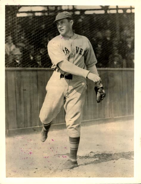 Lot Detail 1930 Bob Brown Boston Braves The Sporting News Collection