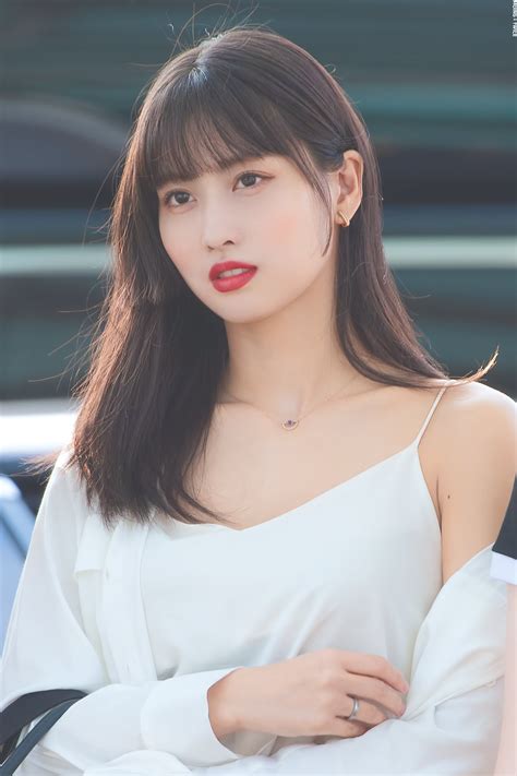 10+ Times TWICE Momo's Casual Fashion Was A Perfect Fit ...