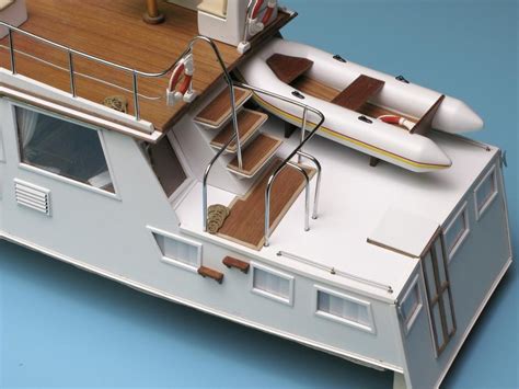 Amati Grand Banks Modern Schooner Model 1607 Kit Hobbies