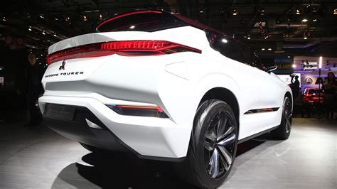 Mitsubishi Gt Phev Concept Previews Next Gen Hybrid Tech Suv Design
