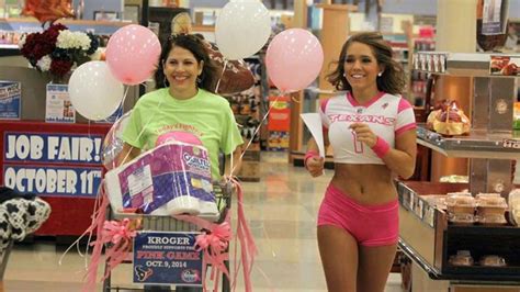 Breast Cancer Survivors Texans Cheerleaders Help Kick Off Campaign Abc13 Houston