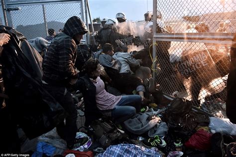 Migrants Storm The Gates Of Lesbos As Un Warns Refugees Are Forced To