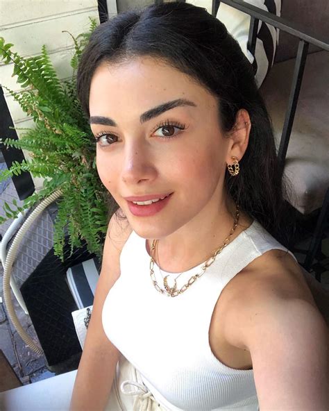 Özge Yağız Zamieściła Post Na Instagramie Zobacz Wszystkie Zdjęcia