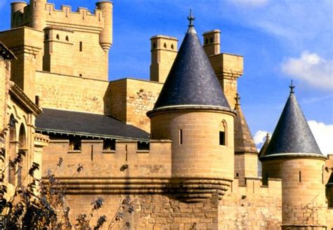 El Castillo De Olite El Monumento Más Visitado De Navarra