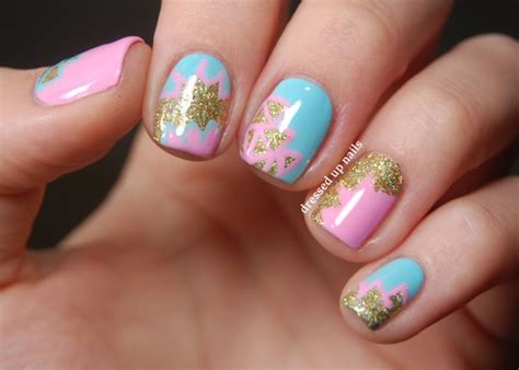 16 Beautiful Glitter Nail Designs - fashionsy.com Use glittery gold polish to the ring finger and decorate it with stones.
