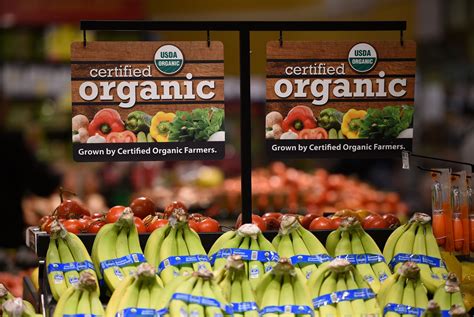 The Campaign for Organic Food Is a Deceitful, Expensive Scam
