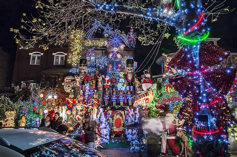 Amazing Christmas Lights Near Me Christmas Ornaments 2021