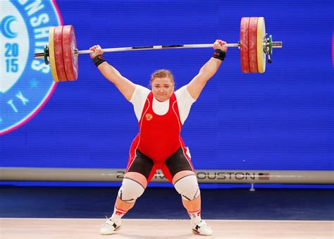 Russian Weightlifters Banned From Rio 2016
