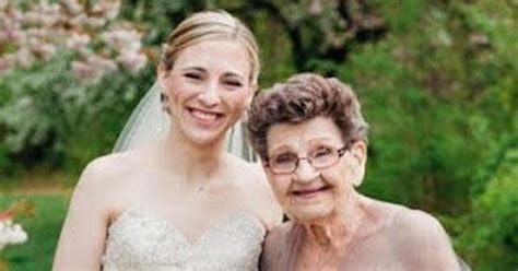 89 yr old steals the show as she plays bridesmaid to granddaughter pulse nigeria