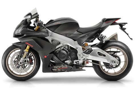 Aprilia offers two models of the bike: RSV4 1100 Factoryが受注開始!価格は2,862,000円!