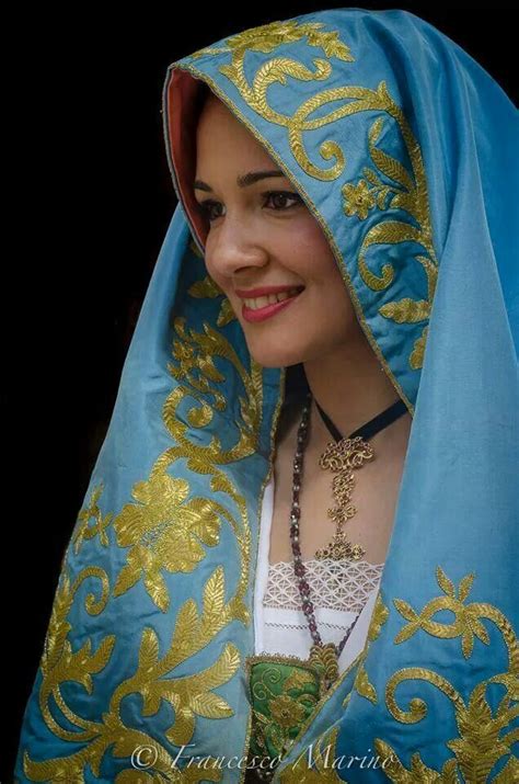 arbreshe woman from calabria italy ~ courtesy of francesco marone traditional outfits