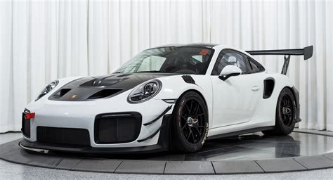 Brand New Porsche 911 Gt2 Rs Clubsport Is A Track Day Enthusiasts Wet