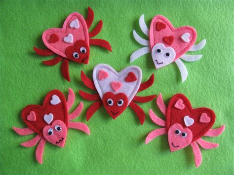 5 Valentine Love Bug Finger Puppets W Original Rhyme Etsy
