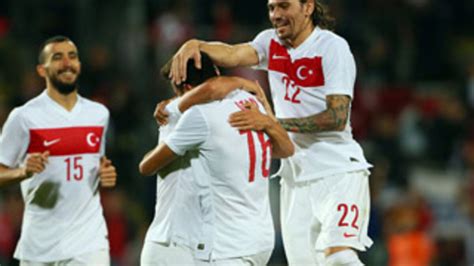 Türkiye Çek Cumhuriyeti maçının biletleri satışa çıktı