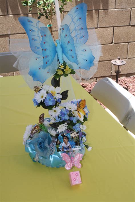 We fell head over heels for these gorgeous chocolate butterfly decorations and they're perfect for adding to cakes and all your favorite desserts. Butterfly centerpiece...all the tables had a different ...