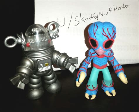 Us H Mystery Mini Science Fiction Metaluna Mutant And Robbie The