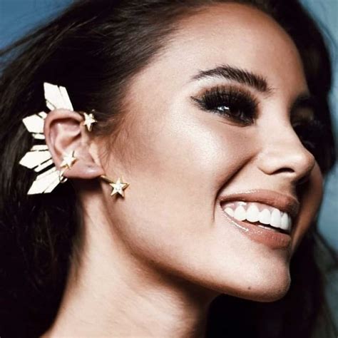 A day has passed since catriona gray was crowned miss universe 2018 last december 17 but the pageant fever has yet to die down! Miss Universe Earcuff Ms Catriona Gray Inspired Earrings | Shopee Philippines