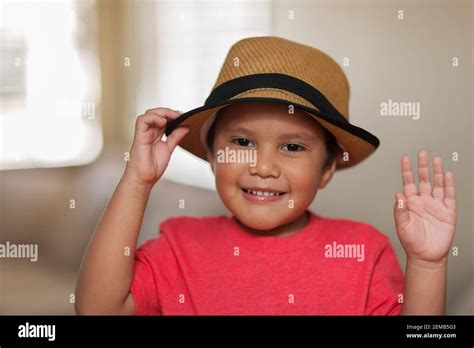 Child Hand Gesture Wave Hi Res Stock Photography And Images Alamy