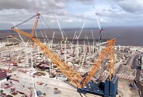 Worlds Largest Crane Powers Up At Hinkley Point Construction