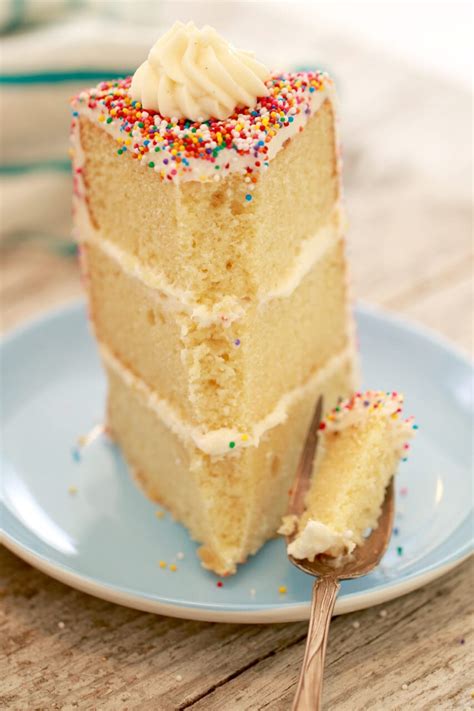 Gemmas Best Ever Vanilla Birthday Cake Recipe Bigger Bolder Baking
