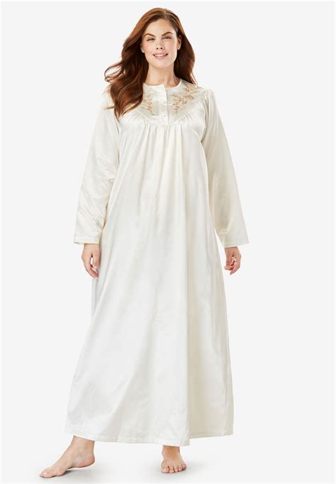 19 Plus Size Long Satin Nightgown  Noveletras
