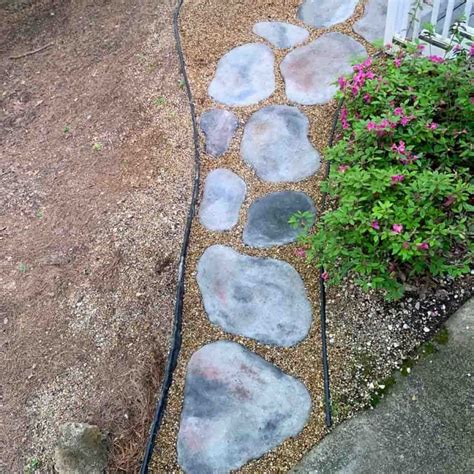 Diy Concrete Stepping Stones That Look Natural Artsy Pretty Plants