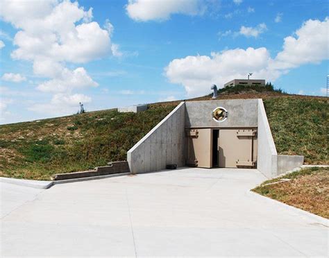 Inside A Former Missile Silo In Kansas Turned Into A Luxurious Survival
