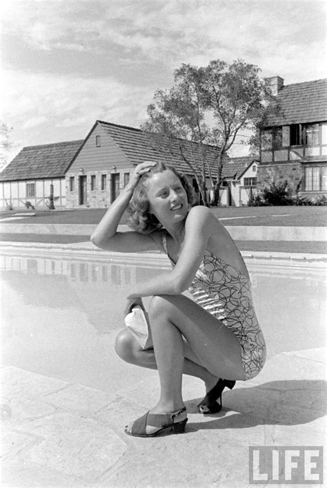 Barbara Stanwycks Feet